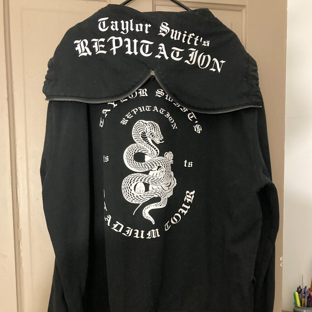 Official Original Taylor Swift Reputation Snake Hoodie VGUC Black Size XXL